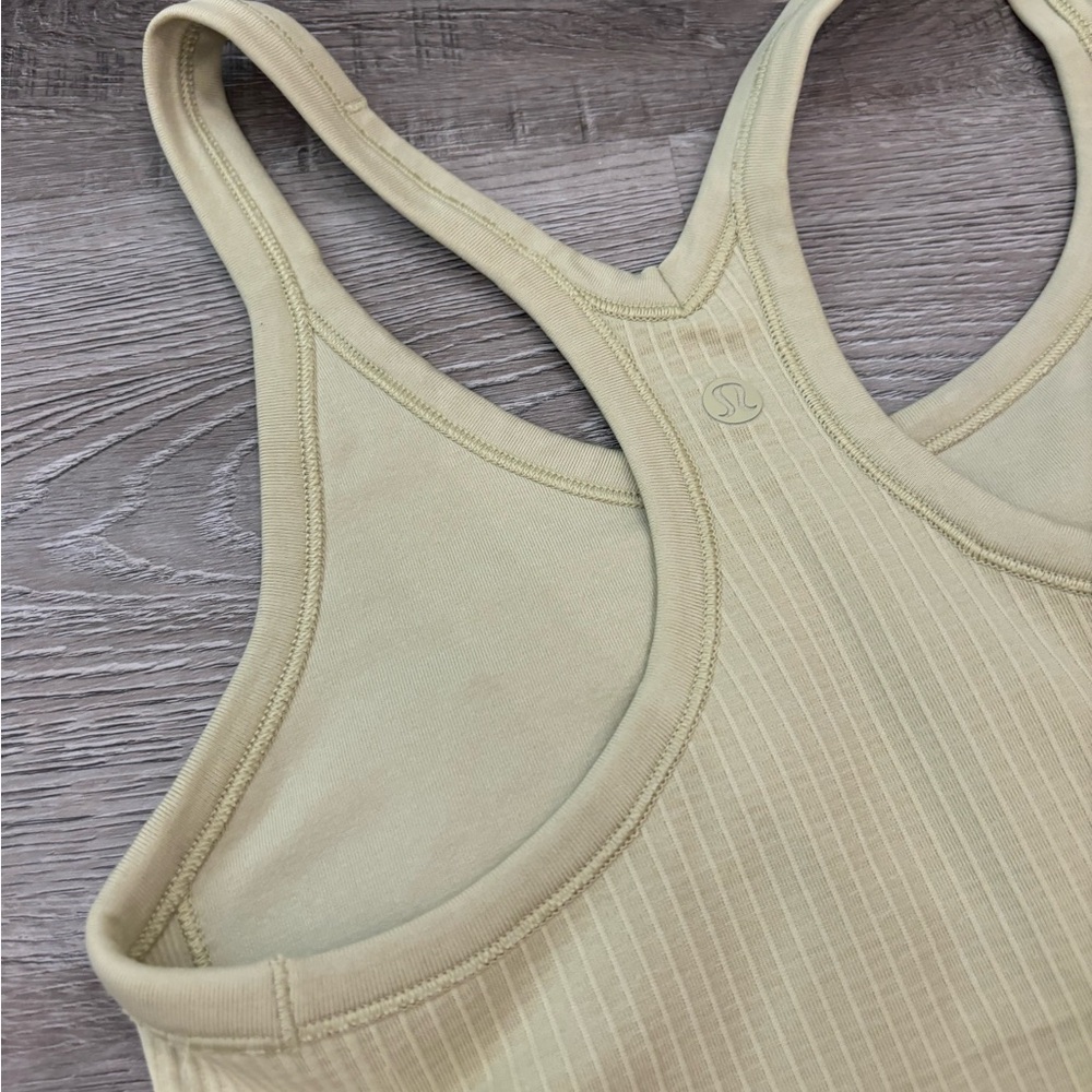 Lululemon Ebb to Street Green Fern size 6 - Lululemon Tank top lime green - Picture 4 of 10